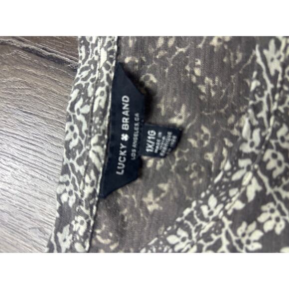 Lucky Brand 1X Boho Paisley Medallion Long Sleeve Top Gray Ivory Plus - Picture 5 of 8